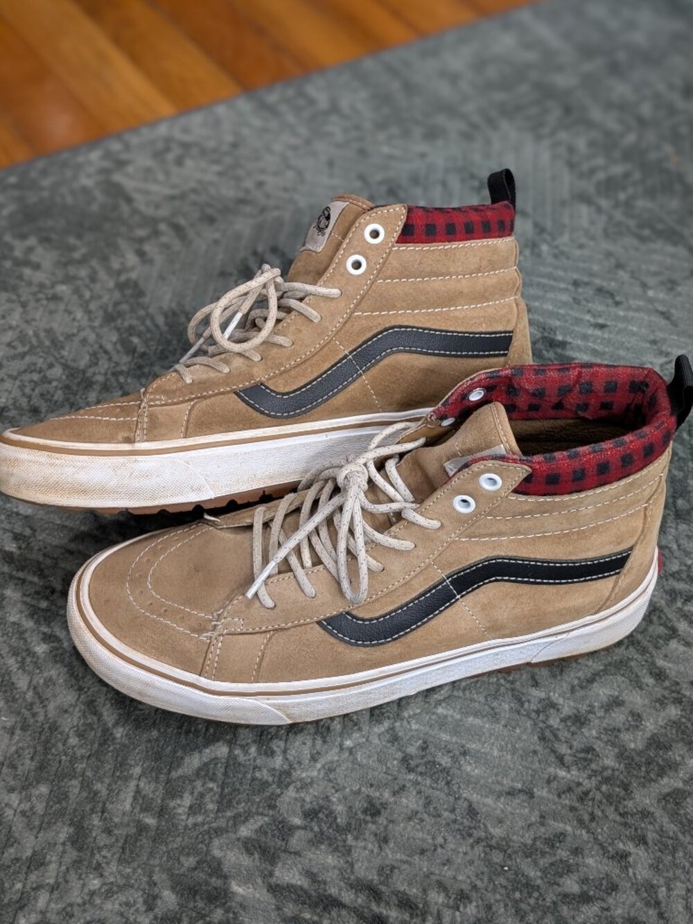 Vans Sk8-Hi MTE 1 Plaid Brown Men's 9.5 Women's 11 Shoes Red Flannel Lined Suede